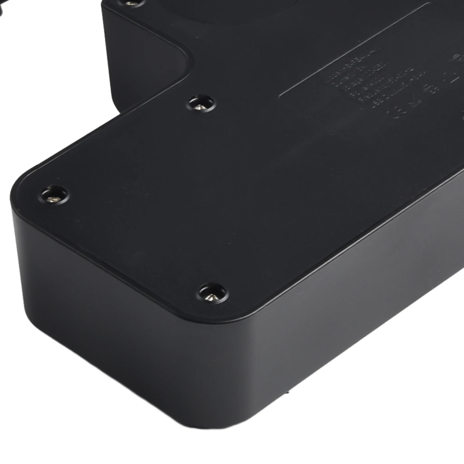 Stay Organized and Efficient with this 4 Way Power Strip and Multiple Individually Switchable EU Sockets and USB Ports
Stay Organized and Efficient with this 4 Way Power Strip and Multiple Individually Switchable EU Sockets and USB Ports