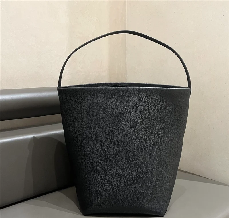 Designer Bag Black Bags for Women Master Quality Fashion Bags Luxury Bags for Ladies Real Leather Handbags for Women Bucket
Designer Bag Black Bags for Women Master Quality Fashion Bags Luxury Bags for Ladies Real Leather Handbags for Women Bucket