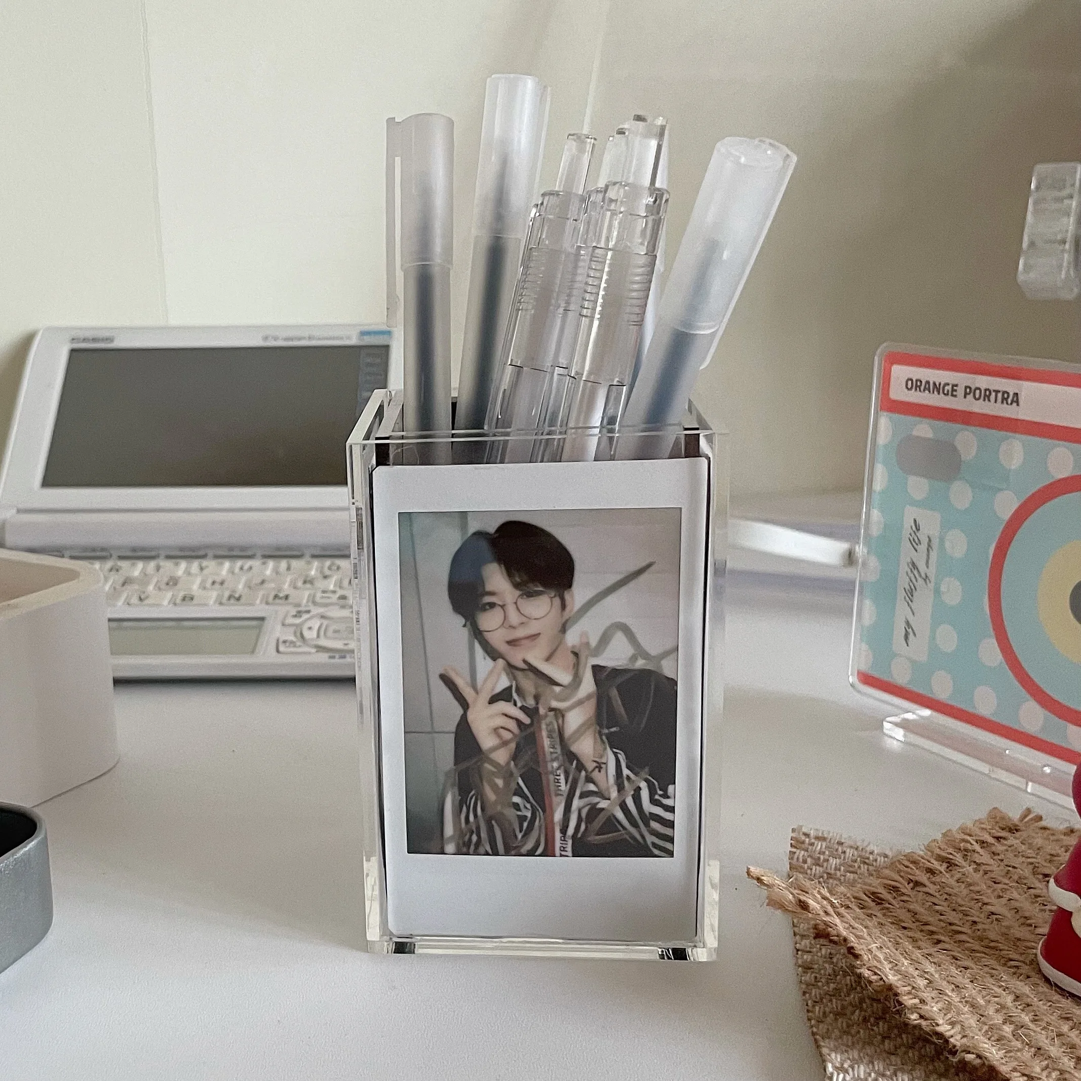 Acrylic Transparent Polaroid Multifunction photo frame Pen Holder Desktop Organiser Home Office Card Storage Box Stationery
Acrylic Transparent Polaroid Multifunction photo frame Pen Holder Desktop Organiser Home Office Card Storage Box Stationery