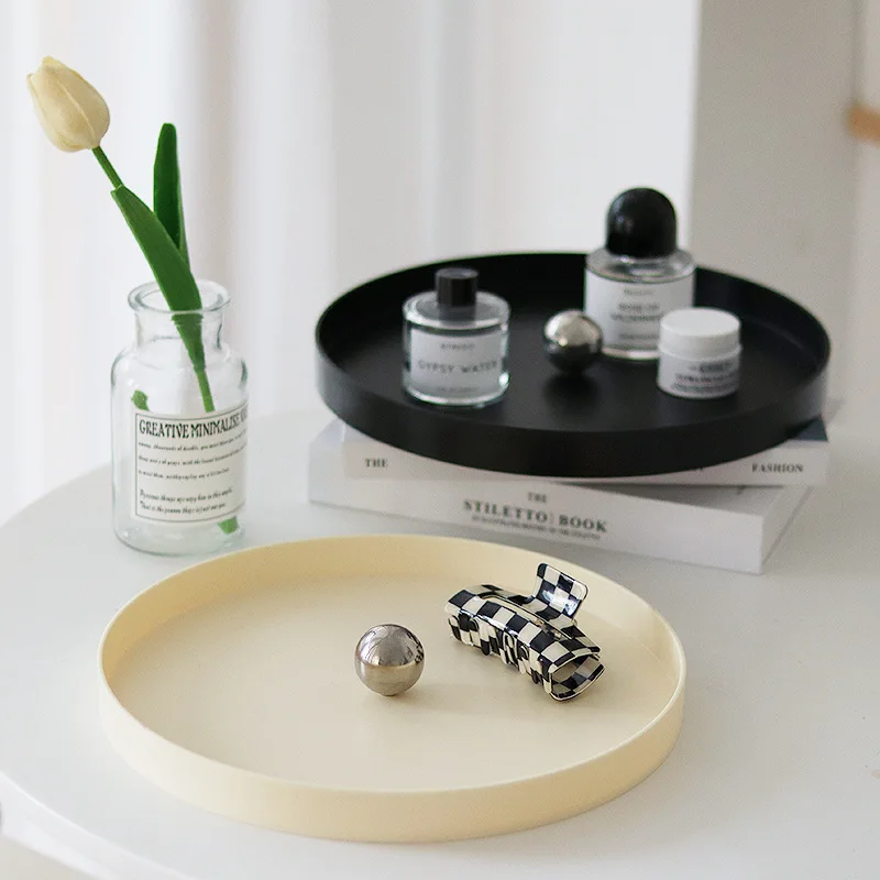Nordic Chrome-Plated Portable Storage Tray, Living Room, Small Objects, Desktop Finishing, Home Decoration
Nordic Chrome-Plated Portable Storage Tray, Living Room, Small Objects, Desktop Finishing, Home Decoration