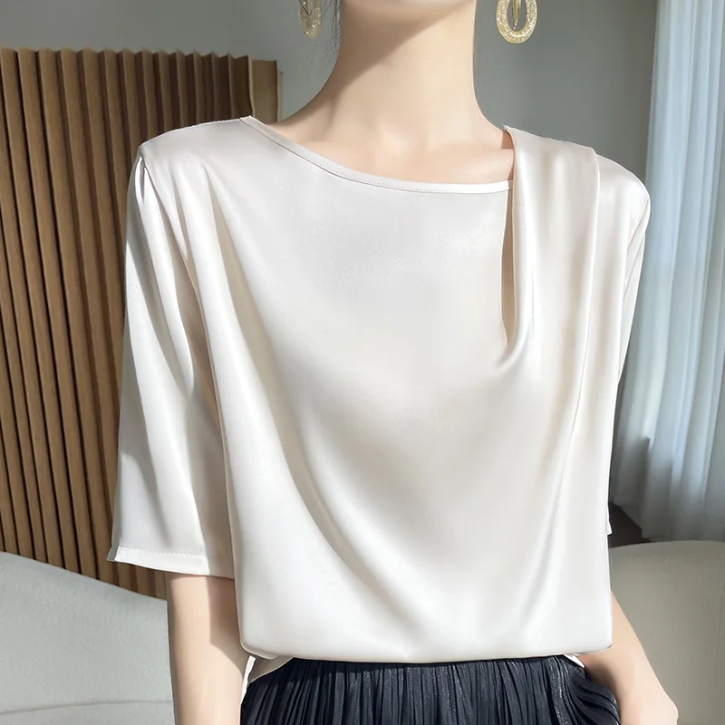 

2024 Four Seasons Muze Summer New Half Sleeved Women's Round Neck Pullover Solid Color Loose Silk Acetate Satin Temperament Top