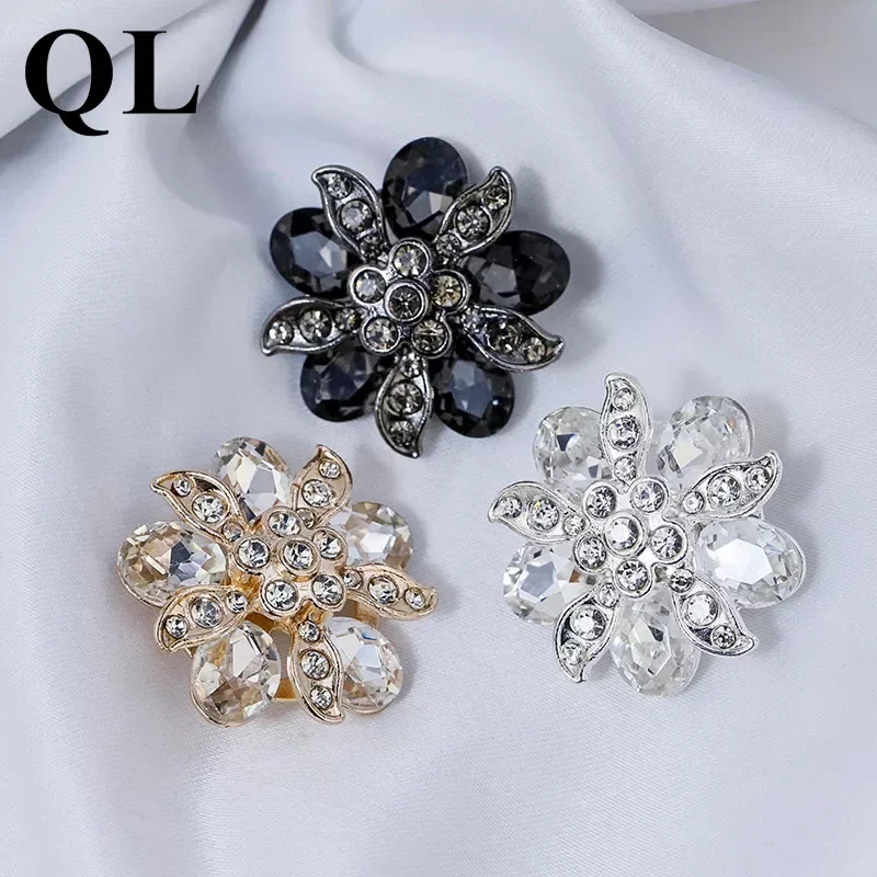 Flower Metal Buttons Diamond Studded Fastener Pants Pin Retractable Button Sewing Buckles for Cheongsam Perfect Fit Reduce Waist
Flower Metal Buttons Diamond Studded Fastener Pants Pin Retractable Button Sewing Buckles for Cheongsam Perfect Fit Reduce Waist