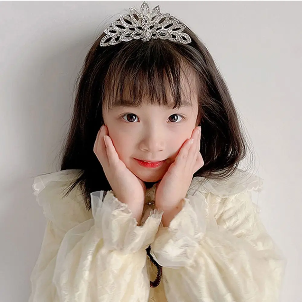 

Gift Elegant Large Crystal Flower Lovely Pearl Headdress Korean Style Crown Tiara Children's Hair Comb Headwear