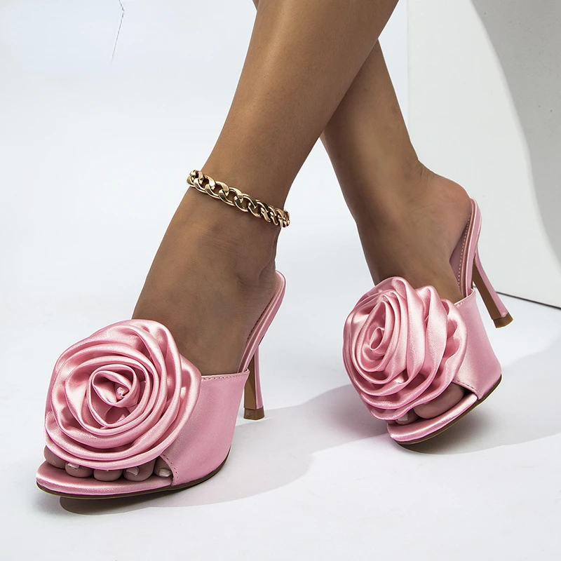 Summer Fashion Silk Flower Peep Toe High Heels Slipper Stripper Slip on Mule Slides Women Party Sexy Heeled Sandalias De Mujer
Summer Fashion Silk Flower Peep Toe High Heels Slipper Stripper Slip on Mule Slides Women Party Sexy Heeled Sandalias De Mujer