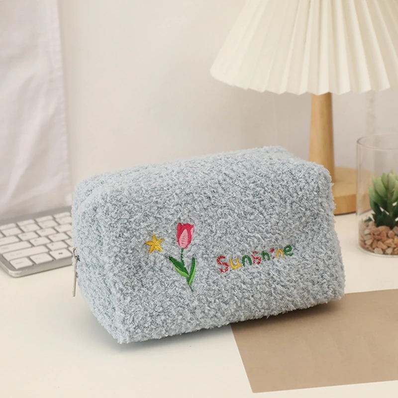 

Ins Sweet Sunshine Tulip Embroidery Pencil Case Pouch Plush Zipper Bags Cosmetic Make Up Organizer Bag School Office Stationery
