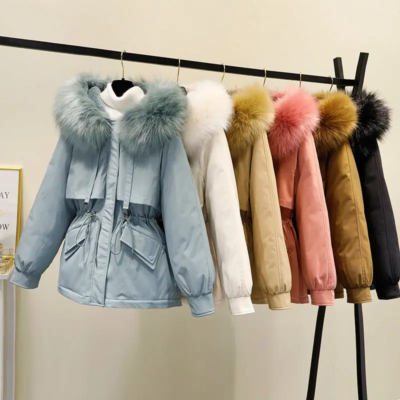 2024 Winter New Big Fur Collar Hooded Cotton Padded Coat Women Parkas Loose Thick Warm Short Down jacket Female Outerwear R116
2024 Winter New Big Fur Collar Hooded Cotton Padded Coat Women Parkas Loose Thick Warm Short Down jacket Female Outerwear R116