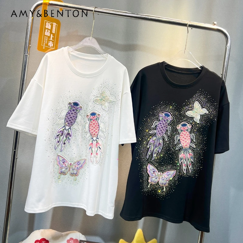 New Chinese Style 2024 Summer Tee Machine Embroidery Short-Sleeved T-shirt Women's Loose Casual Mid-Length Rhinestone Kawaii Top
New Chinese Style 2024 Summer Tee Machine Embroidery Short-Sleeved T-shirt Women's Loose Casual Mid-Length Rhinestone Kawaii Top