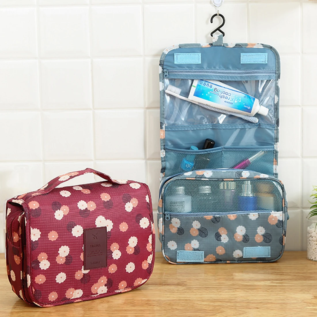 Waterproof Foldable Cosmetic Bag Women Travel Portable Makeup Bag Toiletries Organizer Hanging Dry Wet Separation Storage Bag
Waterproof Foldable Cosmetic Bag Women Travel Portable Makeup Bag Toiletries Organizer Hanging Dry Wet Separation Storage Bag