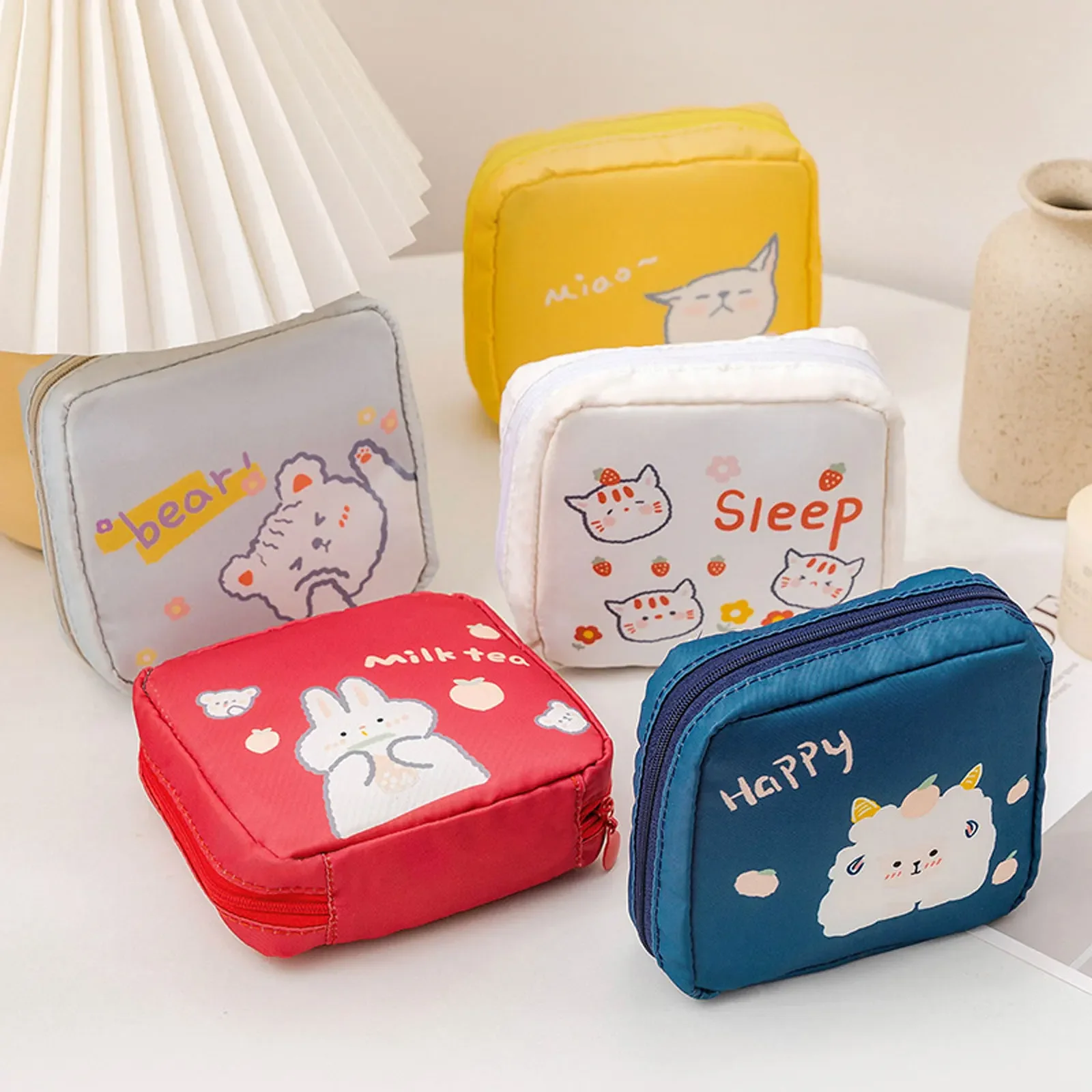 

Storage Bag Credit Card Holder Pouch Napkin Towel Women Tampon Bags Cute Cartoon Cosmetics Sanitary Napkin Storage Bag Purse