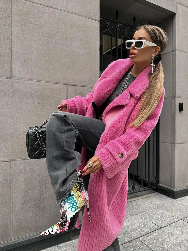 Fashion Women Winter Fur Long Coat Loose Lapel Long Sleeve Solid Oversize Jacket 2023 Female Thicken Warm Plush Street Outerwear
Fashion Women Winter Fur Long Coat Loose Lapel Long Sleeve Solid Oversize Jacket 2023 Female Thicken Warm Plush Street Outerwear