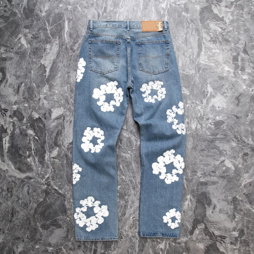 New Style Top Version Embroidered Kapok Jeans Men Women Vintage Washed Denim Jeans
New Style Top Version Embroidered Kapok Jeans Men Women Vintage Washed Denim Jeans