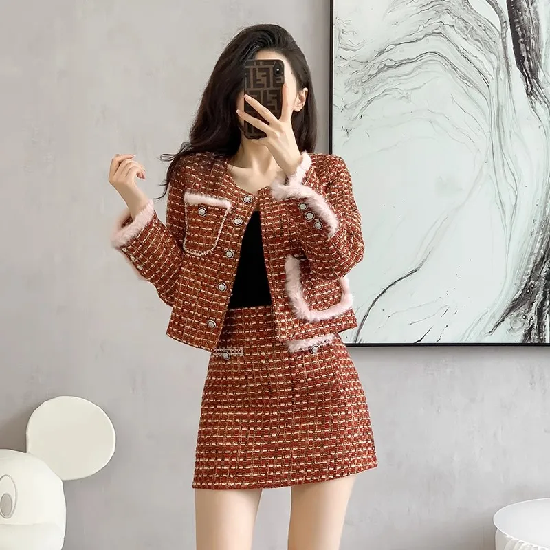 Winter Women Wool Tweed 2 Piece Sets Ladies Single Breasted Jacket Coat+High Waist Pencil Skirt Suits Plus Size S-XL Vestidos
Winter Women Wool Tweed 2 Piece Sets Ladies Single Breasted Jacket Coat+High Waist Pencil Skirt Suits Plus Size S-XL Vestidos