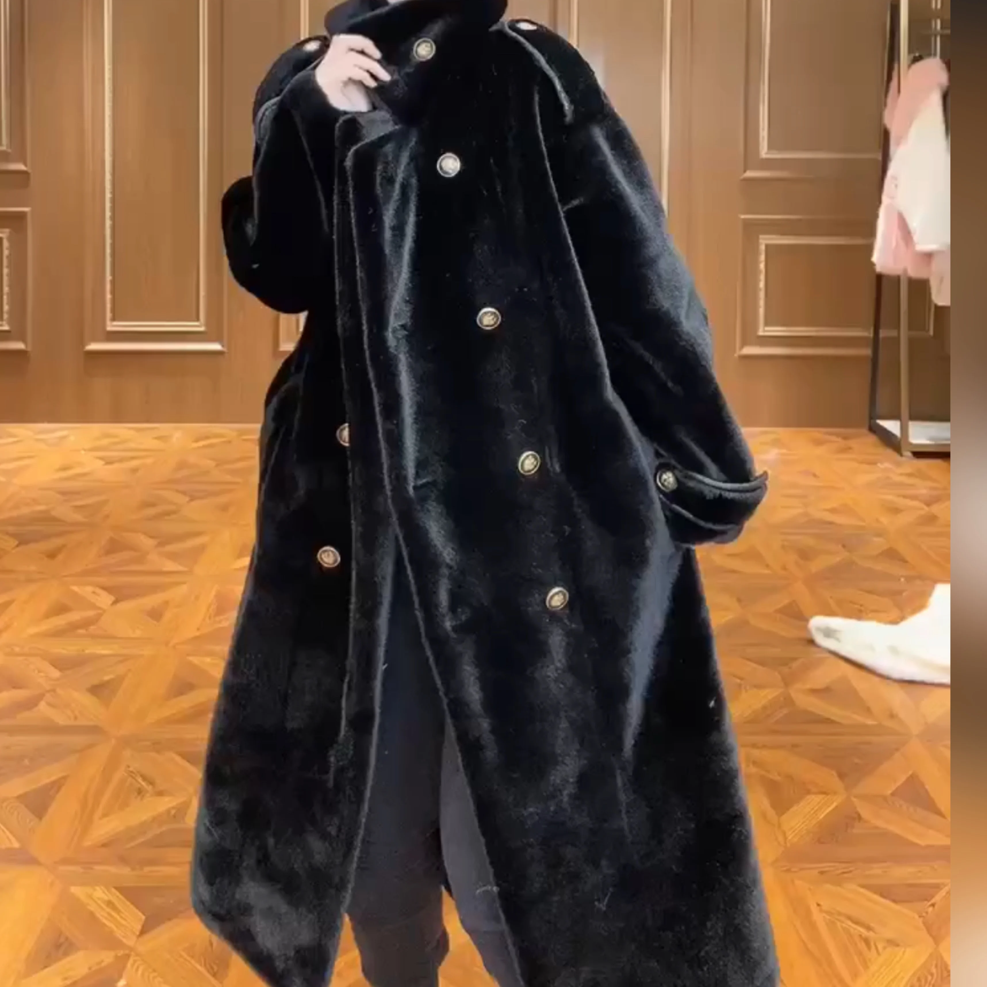 High Quality Winter Women Mink Cashmere Overcoat for Women Keep Warm Elegant Double-breasted Full Sleeve Fur Jacket Coat
High Quality Winter Women Mink Cashmere Overcoat for Women Keep Warm Elegant Double-breasted Full Sleeve Fur Jacket Coat