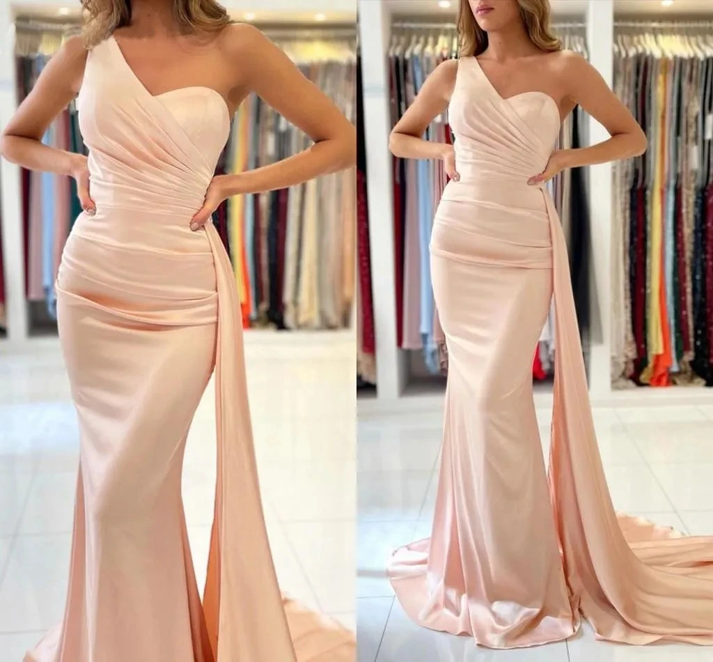 

One Shoulder Sexy Evening Dresses Elegant Satin Ruched Peplum Sweep Train Prom Party Gowns Mermaid Women Formal Wear Arabic