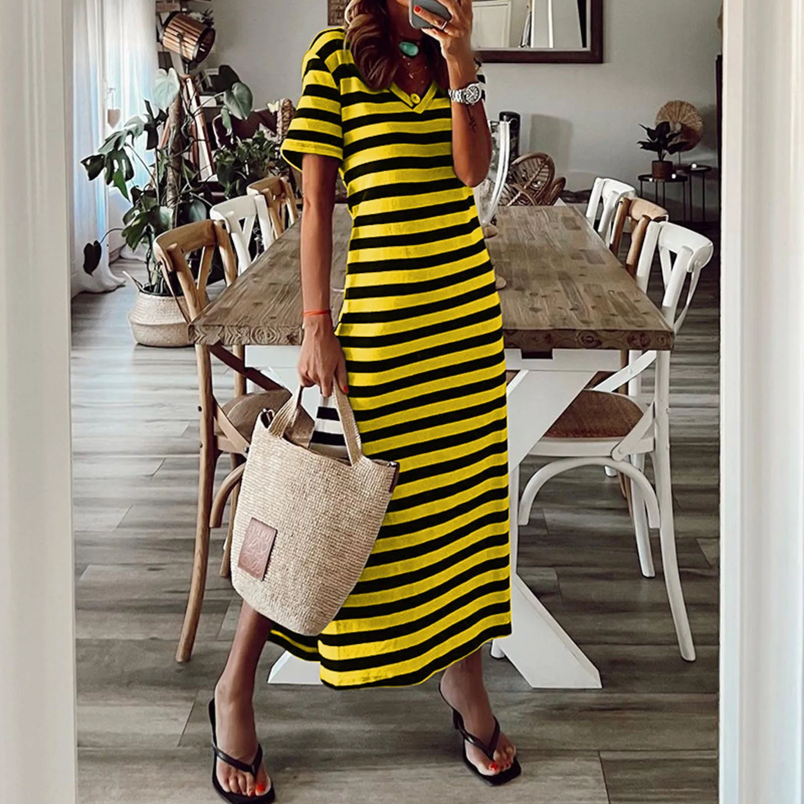 Women Dress Summer Stripe Maxi Dresses Short Sleeve V Neck Casual Loose Long Beach Split Dresses Female Robe Sexy Vestido
Women Dress Summer Stripe Maxi Dresses Short Sleeve V Neck Casual Loose Long Beach Split Dresses Female Robe Sexy Vestido