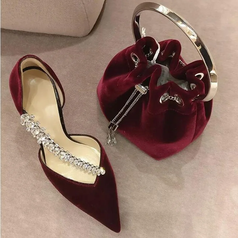 Wine Red Velvet High Heel Shoes Crystal Strap Pointed Toe V Cutouts Shallow Women Pumps Stiletto High Heels Runway Shoes
Wine Red Velvet High Heel Shoes Crystal Strap Pointed Toe V Cutouts Shallow Women Pumps Stiletto High Heels Runway Shoes