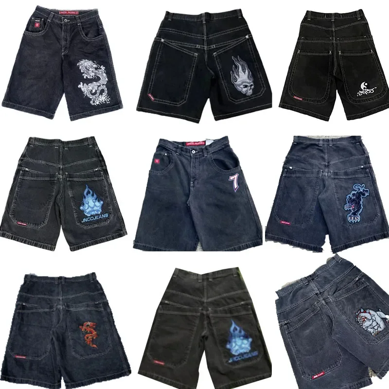 Y2k Ретро готический узор принт JNCO джинсовые шорты 2000s стиль хип-хоп мешковатые летние мужские женские пляжные джинсовые шорты для спортзала
Y2k Ретро готический узор принт JNCO джинсовые шорты 2000s стиль хип-хоп мешковатые летние мужские женские пляжные джинсовые шорты для спортзала