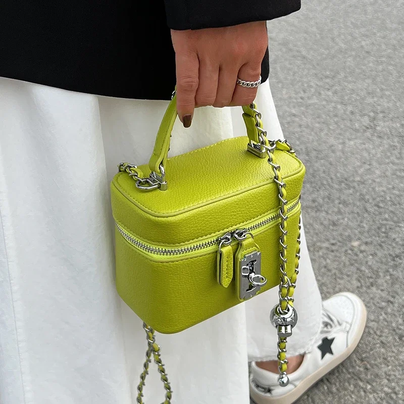 Women Square Handbags Summer Fashion Chains Crossbody Bags Texture PU Shoulder Bag Elegant Chic Mini Mobile Phone Bags
Women Square Handbags Summer Fashion Chains Crossbody Bags Texture PU Shoulder Bag Elegant Chic Mini Mobile Phone Bags