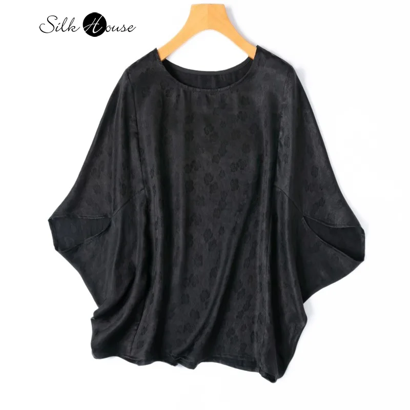 2024 Women's Summer Fashion New 100% Natural Mulberry Silk Jacquard Gambiered Guangdong Gauze Batwing Sleeves Loose T-shirt
2024 Women's Summer Fashion New 100% Natural Mulberry Silk Jacquard Gambiered Guangdong Gauze Batwing Sleeves Loose T-shirt
