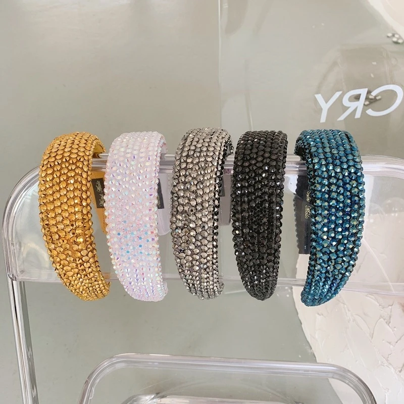 European and American Baroque Full Diamond Vintage Sequin Wide Edge Sponge Hair Hoop Hair Accessories
European and American Baroque Full Diamond Vintage Sequin Wide Edge Sponge Hair Hoop Hair Accessories