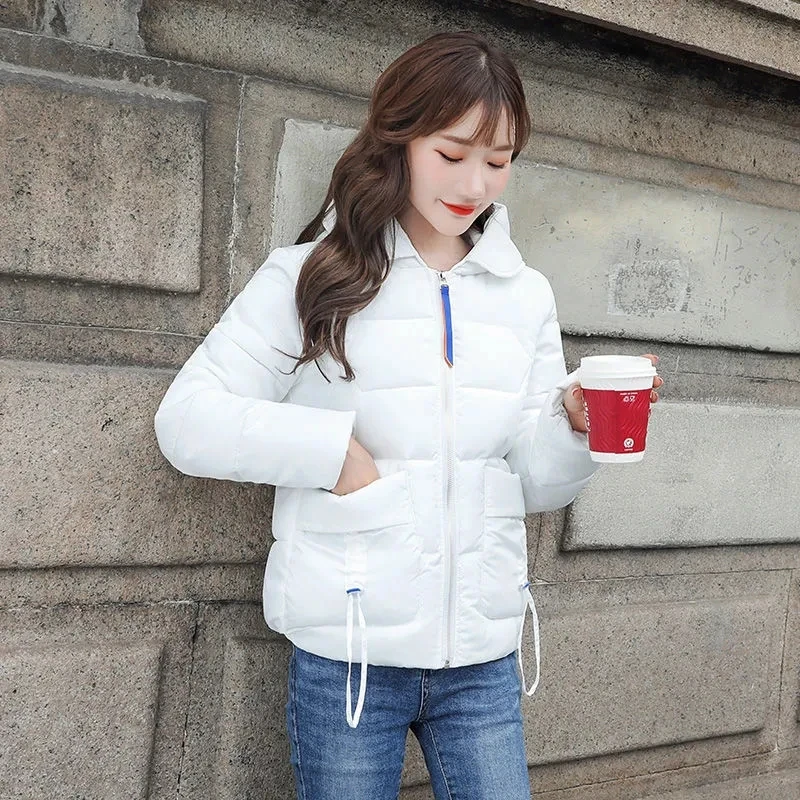 Down Cotton Coat Womens 2022 Winter New Korean Fashion Loose All-match Padded Jacket Women Casual Hooded Large Size Short Parkas
Down Cotton Coat Womens 2022 Winter New Korean Fashion Loose All-match Padded Jacket Women Casual Hooded Large Size Short Parkas