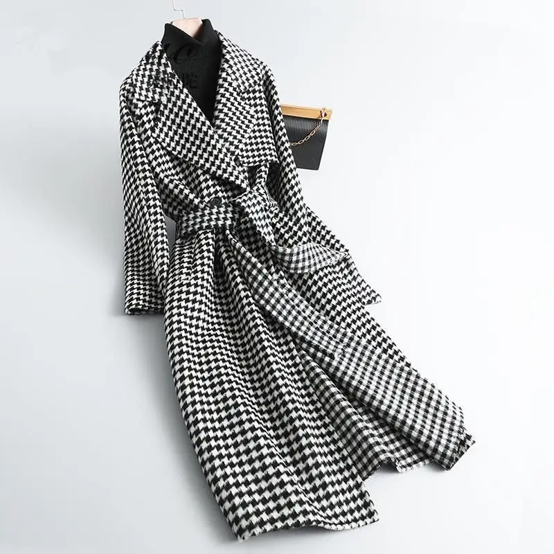 Houndstooth Blends Women Long Coats Vintage Elegant High Street Autumn Winter Stylish French Version Notched Clothing for Ladies
Houndstooth Blends Women Long Coats Vintage Elegant High Street Autumn Winter Stylish French Version Notched Clothing for Ladies