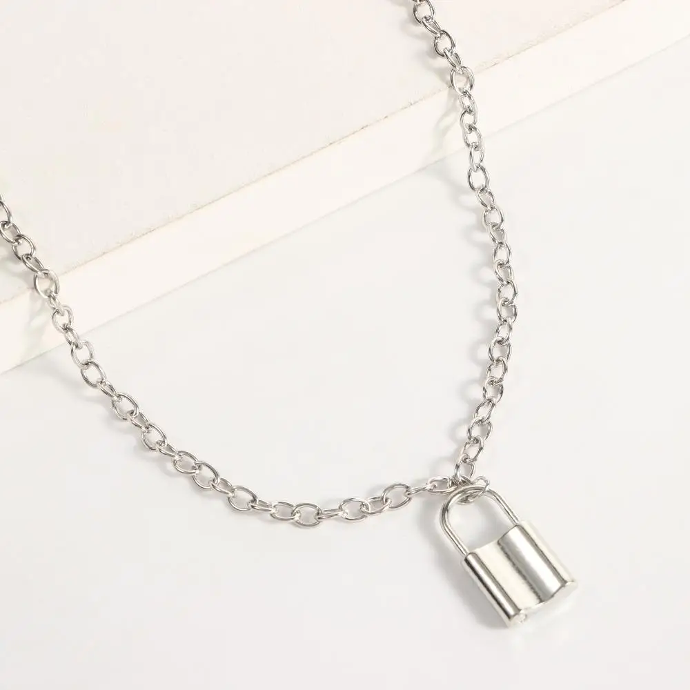 Vintage Personality Lock Pendant Punk Hip Hop Female Belly Belt Female Waist Chain Fashion Jewelry Body Necklace
Vintage Personality Lock Pendant Punk Hip Hop Female Belly Belt Female Waist Chain Fashion Jewelry Body Necklace