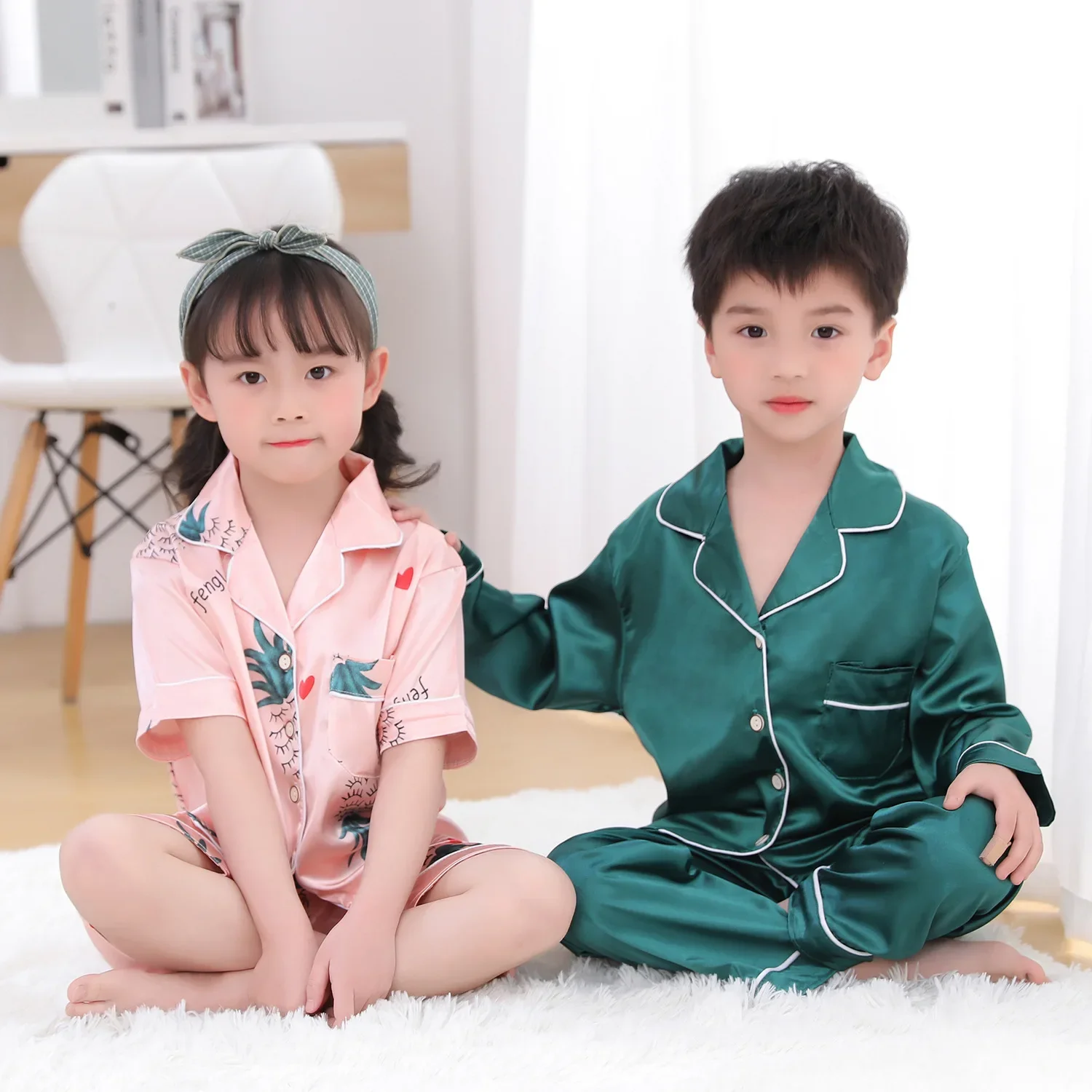 

New Kids Homewear Silk Children Pajamas Set Night Clothes Satin Unisex Boys Casual Sleep Loungewear 3-12Yrs Stripe Pyjamas Set