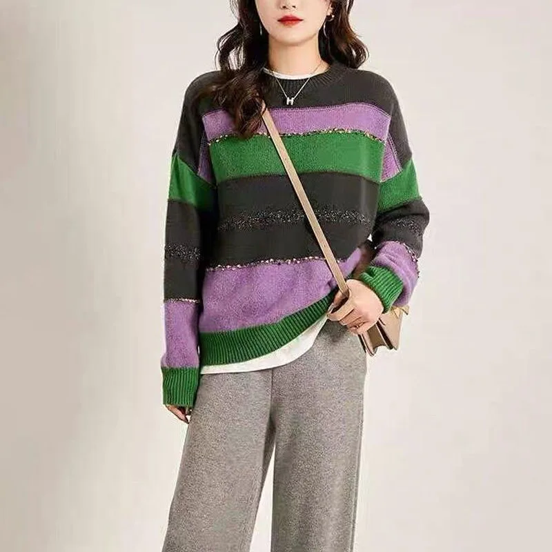 Autumn and Winter Fashion Korean Edition Spliced Colored Striped Round Neck Loose and Versatile Western Women's Knitted Sweater
Autumn and Winter Fashion Korean Edition Spliced Colored Striped Round Neck Loose and Versatile Western Women's Knitted Sweater