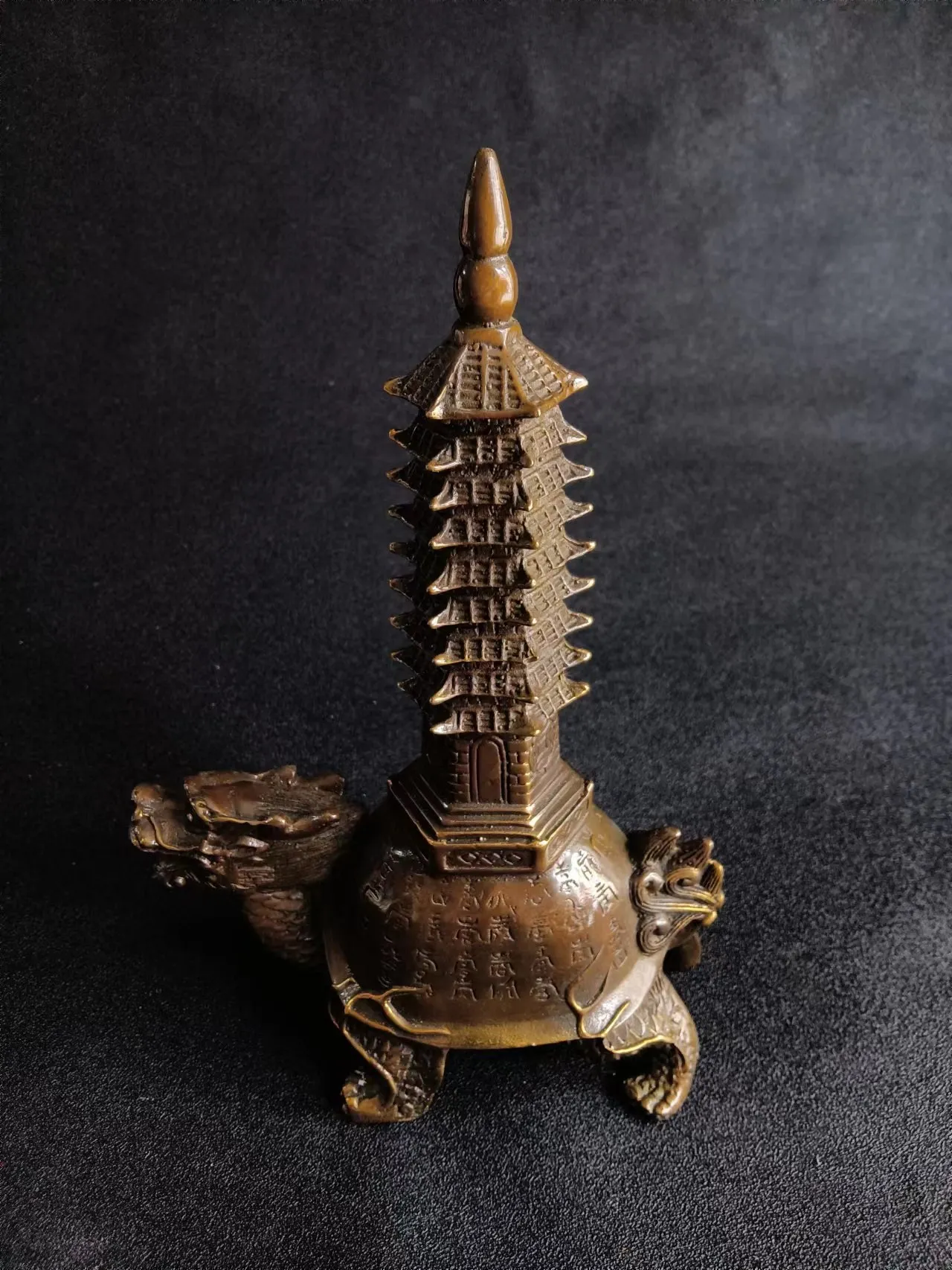 

Exquisite Home Decoration Pure Copper Dragon Turtle Pagoda with Exquisite Workmanship and Beautiful Appearance