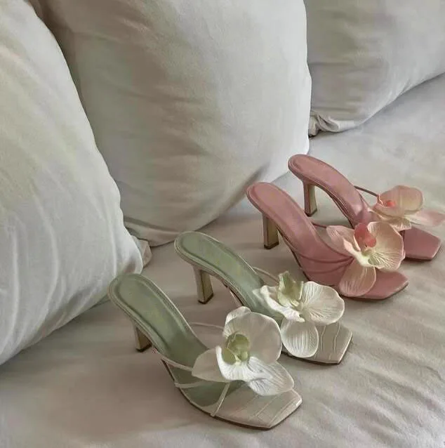 Fresh Orchids Flower Embellished Sandals Sexy Kitten Heels Clip Toe Slipper Women Light Green Pink Red Flower Slingbacks Shoes
Fresh Orchids Flower Embellished Sandals Sexy Kitten Heels Clip Toe Slipper Women Light Green Pink Red Flower Slingbacks Shoes