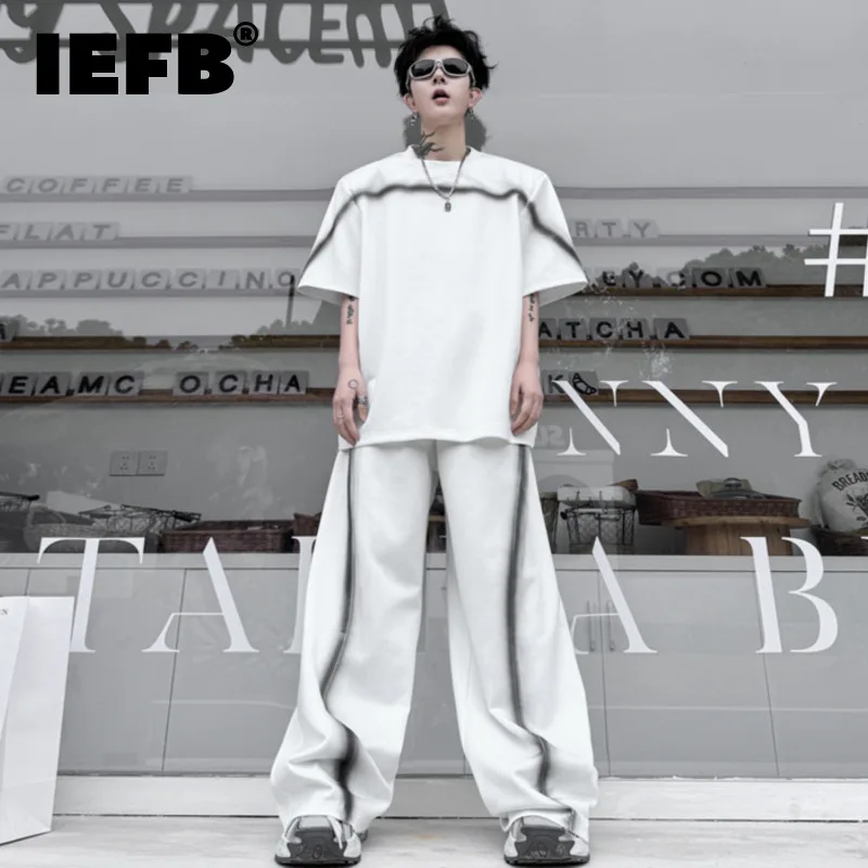 Мужские костюмы в стиле High Street IEFB, повседневный топ с круглым вырезом и коротким рукавом, свободные брюки с широкими штанинами, летняя мода 28W3198 
Мужские костюмы в стиле High Street IEFB, повседневный топ с круглым вырезом и коротким рукавом, свободные брюки с широкими штанинами, летняя мода 28W3198