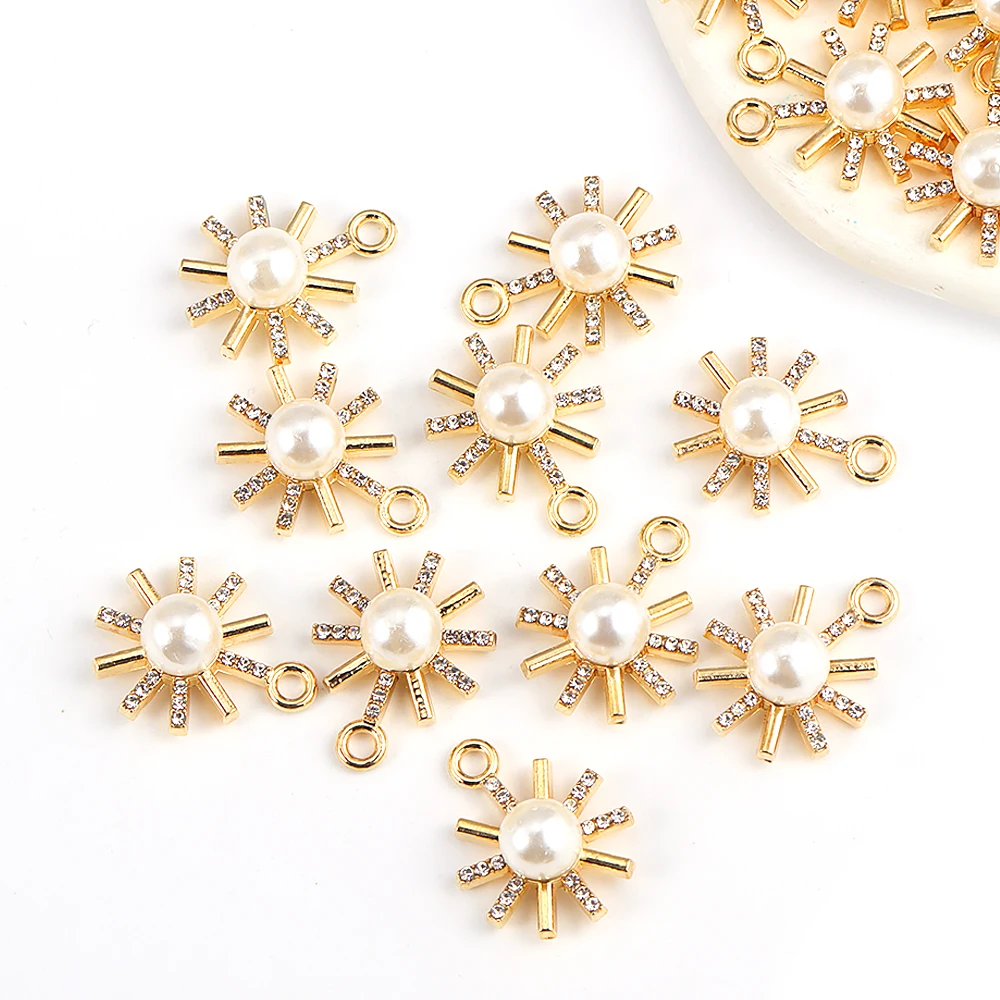 10Pcs/Lot Retro Zinc Alloy Rhinestone Pearl Flower Charms For Handmade Earrings Necklace Jewelry Making Pendants Craft Wholesale
10Pcs/Lot Retro Zinc Alloy Rhinestone Pearl Flower Charms For Handmade Earrings Necklace Jewelry Making Pendants Craft Wholesale