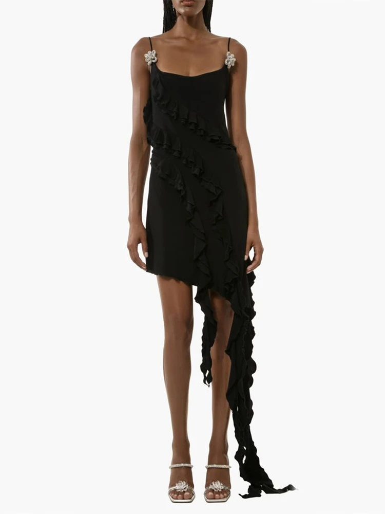 2023 New Women's Sexy Italian Noodle Strap Sleeveless Misdescription Ruffle Edge Dropped Dress Celebrity Party Dress
2023 New Women's Sexy Italian Noodle Strap Sleeveless Misdescription Ruffle Edge Dropped Dress Celebrity Party Dress