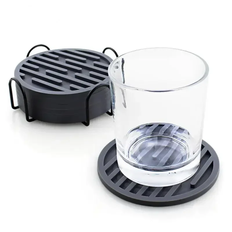 Thickened Drain Silicone Coaster Resistant Round Heat Insulation Soft Rubber Tea Coaster Table Placemat Kitchen Accessorie 
Thickened Drain Silicone Coaster Resistant Round Heat Insulation Soft Rubber Tea Coaster Table Placemat Kitchen Accessorie