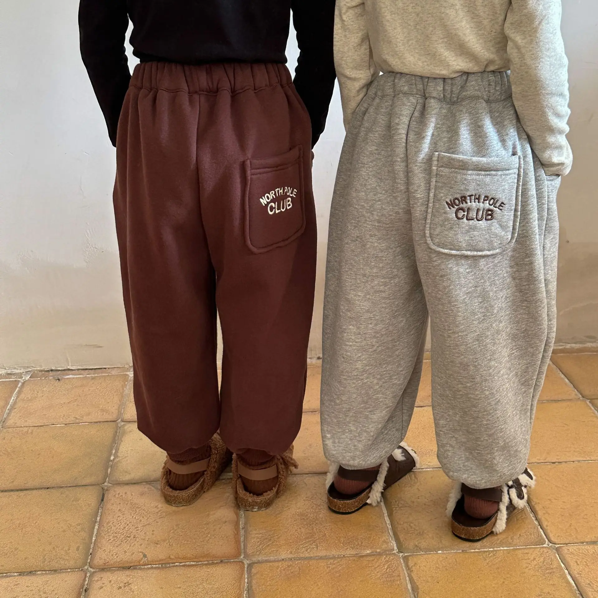 Winter Children Plus Velvet Sweatshirt Boy Girl Baby Thick Embroidery Letter Casual Pencil Pants Solid Kid Warm Cotton Trousers
Winter Children Plus Velvet Sweatshirt Boy Girl Baby Thick Embroidery Letter Casual Pencil Pants Solid Kid Warm Cotton Trousers