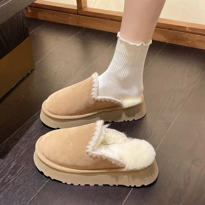2023 New Winter Brand Plush Cotton Slippers Women's Flat Shoes New Fashion Platform Casual Home Suede Warm Slippers
2023 New Winter Brand Plush Cotton Slippers Women's Flat Shoes New Fashion Platform Casual Home Suede Warm Slippers