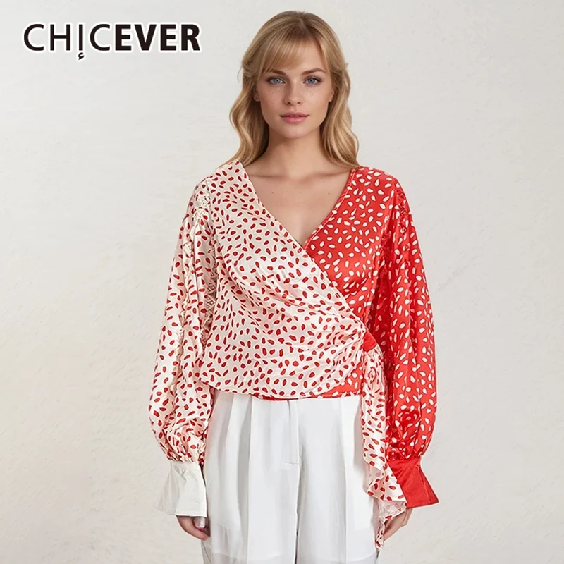 Женская блузка с принтом, V-образным вырезом и рукавами-фонариками
Женская блузка с принтом, V-образным вырезом и рукавами-фонариками