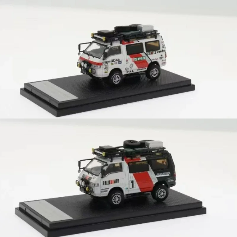 Autobots Models 1:64 Delica Star Wagon 4x4 Oil Silver Wheel / Ralliart #1 LHD limited999 Diecast Model Car
Autobots Models 1:64 Delica Star Wagon 4x4 Oil Silver Wheel / Ralliart #1 LHD limited999 Diecast Model Car