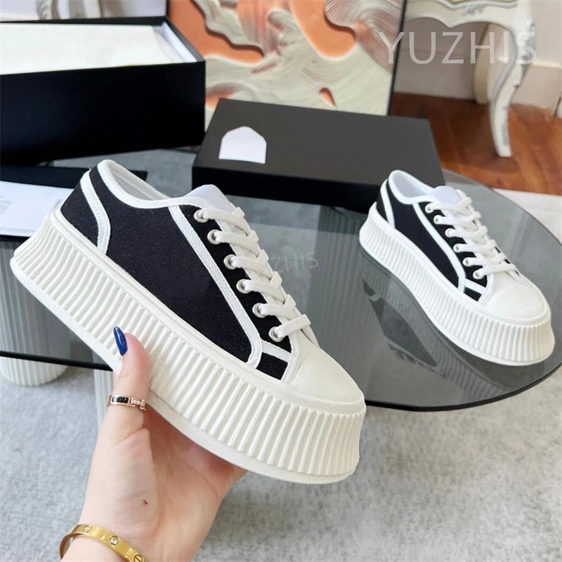 Luxury Casual Sneakers Women Lace Up Round Toe Thick Sole Shoes Female Patchwork Height Increasing Shoes Flat Platform Shoes
Luxury Casual Sneakers Women Lace Up Round Toe Thick Sole Shoes Female Patchwork Height Increasing Shoes Flat Platform Shoes
