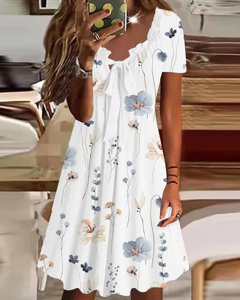 Women's 2024 Summer Fashion New Casual V-Neck Flower Loose Dress Elegant Flare Dress Printed Short Sleeve Dress
Women's 2024 Summer Fashion New Casual V-Neck Flower Loose Dress Elegant Flare Dress Printed Short Sleeve Dress