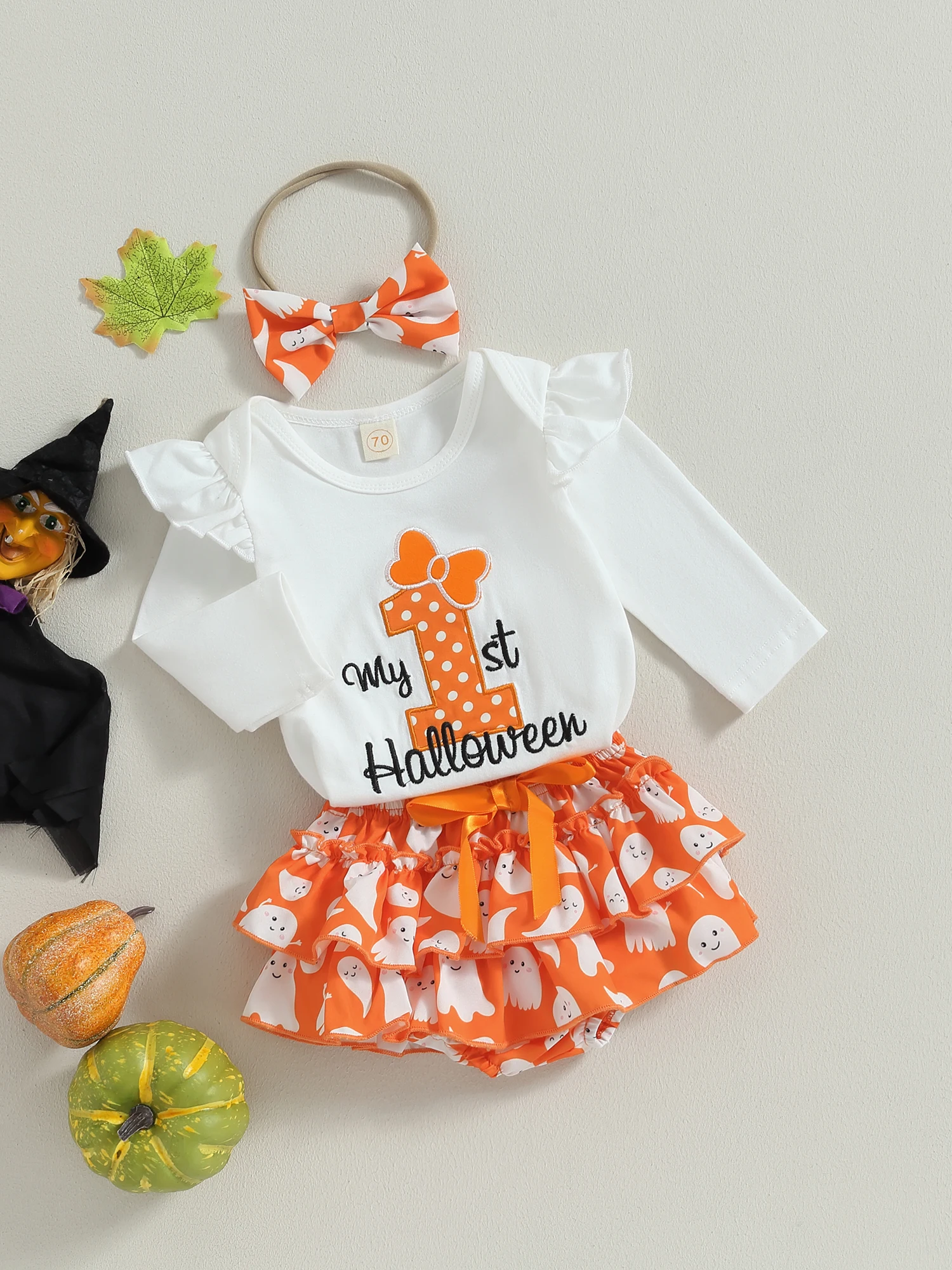 Cute and Spooky Halloween Baby Girl Costume Set with Ghost Tutu Skirt and Headband - Perfect for Your Little Boo s First
Cute and Spooky Halloween Baby Girl Costume Set with Ghost Tutu Skirt and Headband - Perfect for Your Little Boo s First