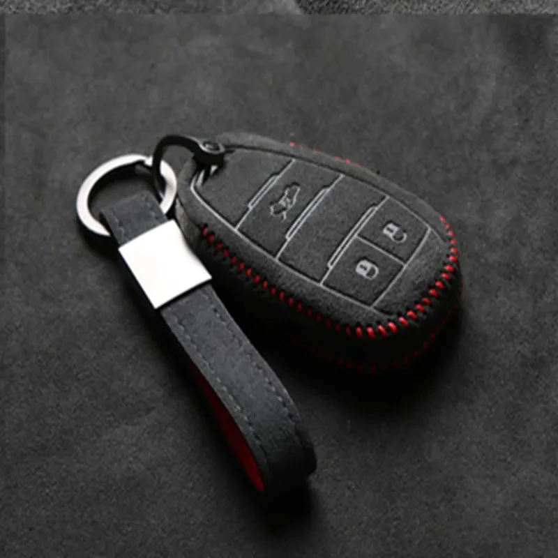 Alcantara key case chain For Alfa Romeo stelvio giulia male and female remote control protective case buckle car accessories 
Alcantara key case chain For Alfa Romeo stelvio giulia male and female remote control protective case buckle car accessories
