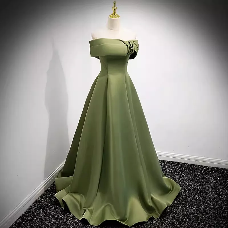 Elegant Green Evening Gown for Women, Long Boat Neck, Evening Gown, Luxury, Elegant, 2024
Elegant Green Evening Gown for Women, Long Boat Neck, Evening Gown, Luxury, Elegant, 2024