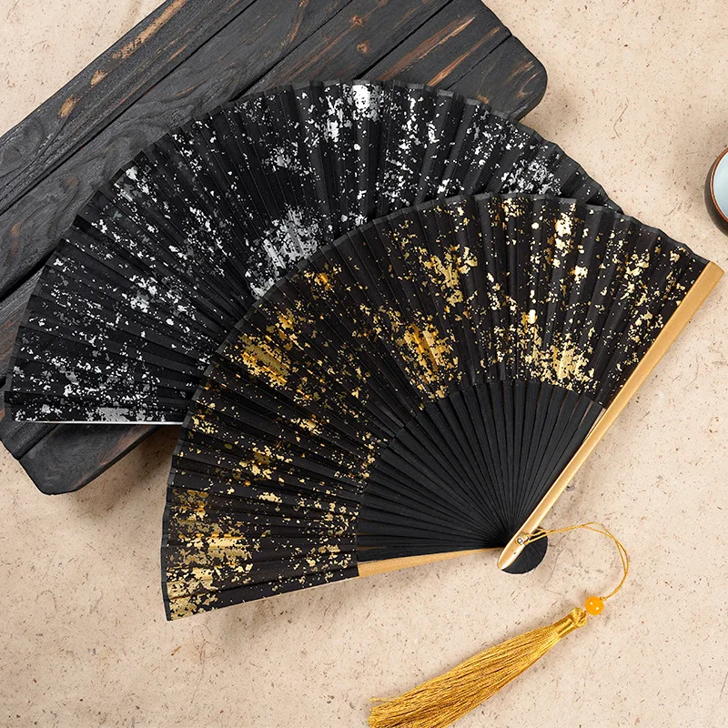 Bamboo crafts folding fan Bamboo fan ancient costume Folding fan with classical Hanfu for photo taking
Bamboo crafts folding fan Bamboo fan ancient costume Folding fan with classical Hanfu for photo taking