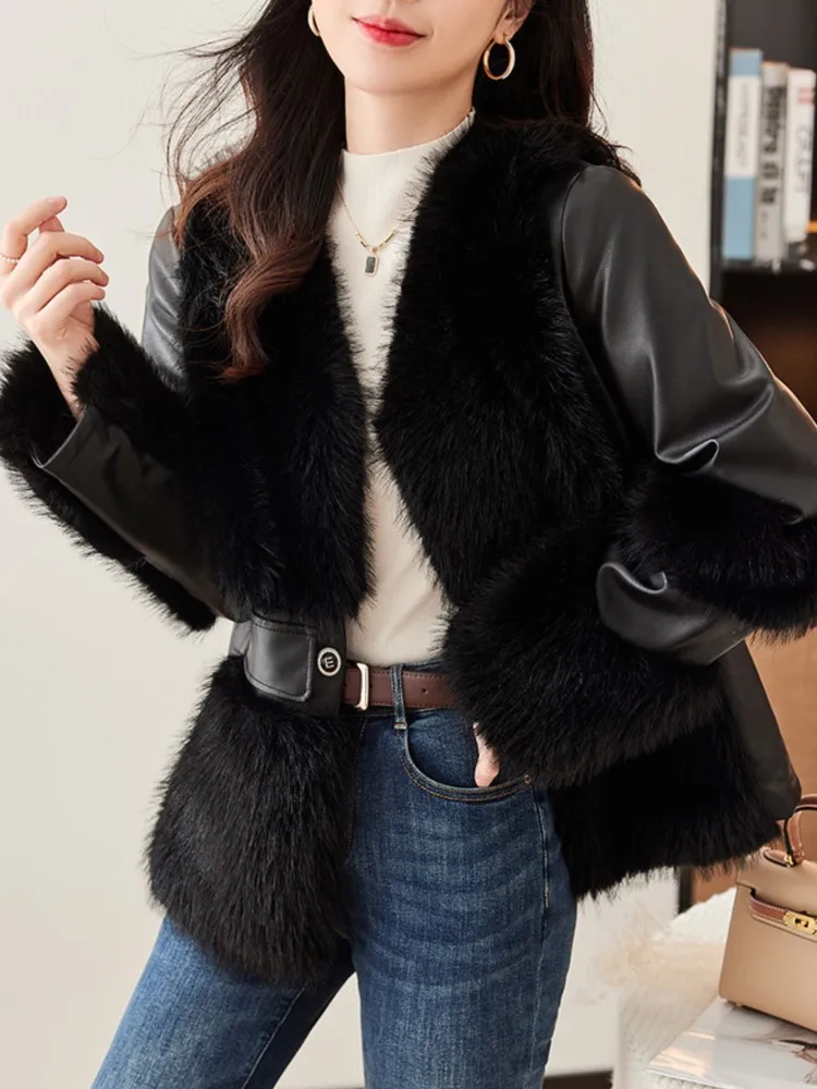Winter Faux Fox Fur Coats For Women Patchwork Leather Fur Jackets Female Office Lady Casual Loose Warm High-end Short Outwears
Winter Faux Fox Fur Coats For Women Patchwork Leather Fur Jackets Female Office Lady Casual Loose Warm High-end Short Outwears