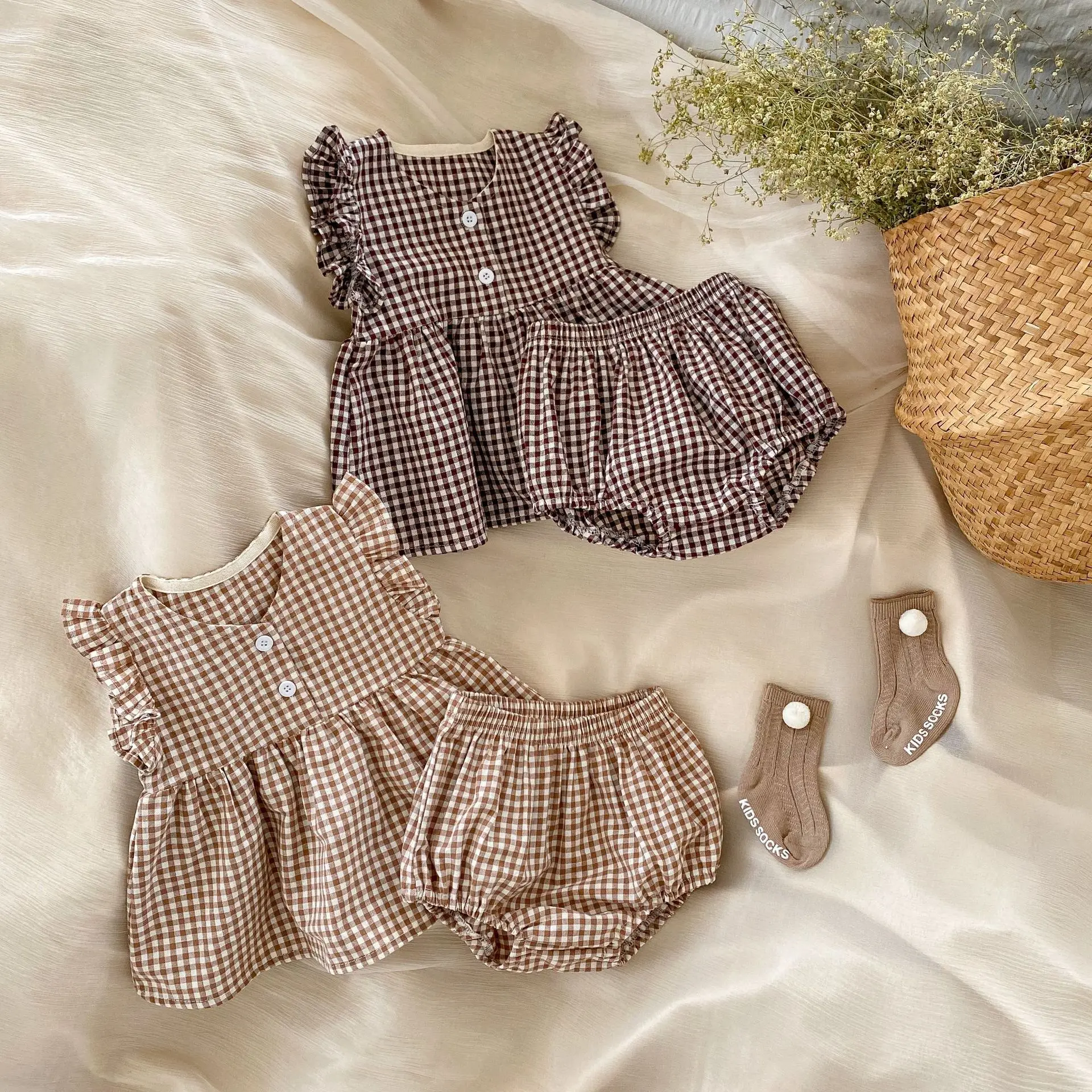 

Summer Baby Girls Plaid V-neck Ruffled Tops + Bloomer Shorts(Diaper Covers) Toddler 100% Organic Cotton Outfit Sets 0-36 Months