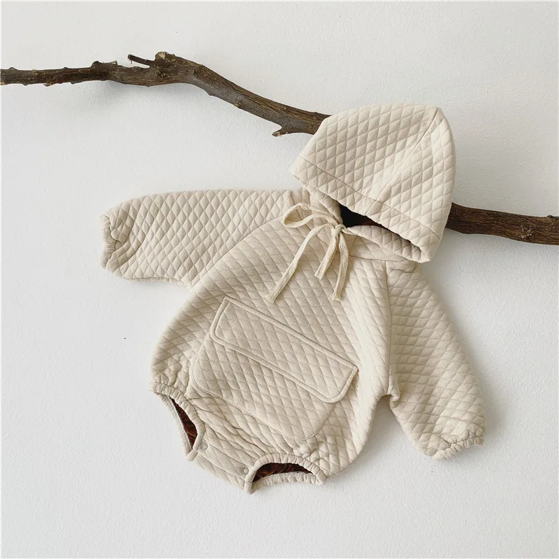 Winter Toddler Baby Bodysuit New Boys' and Girls' Hooded Pullover Bodysuit One Piece Plush Large Pocket Romper Baby Clothes
Winter Toddler Baby Bodysuit New Boys' and Girls' Hooded Pullover Bodysuit One Piece Plush Large Pocket Romper Baby Clothes