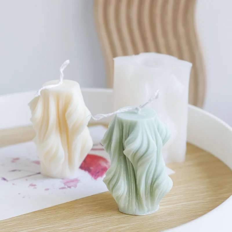 Three-dimensional creative simple geometric wavy column candle mold DIY aromatherapy manual dripping glue silicone mold 
Three-dimensional creative simple geometric wavy column candle mold DIY aromatherapy manual dripping glue silicone mold