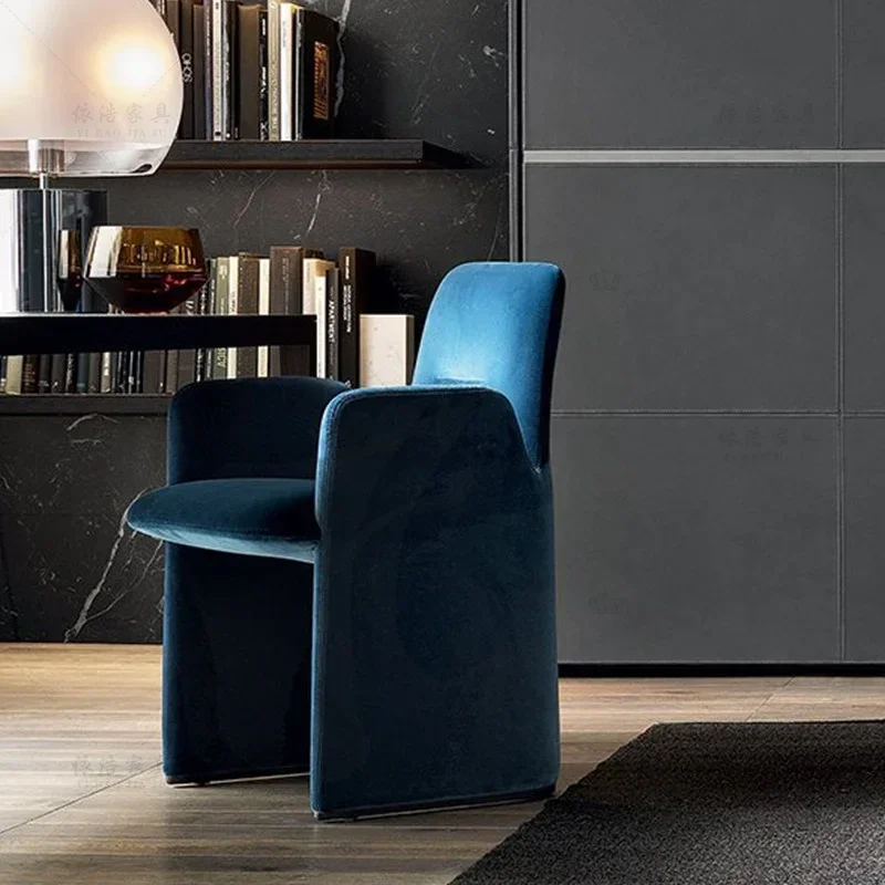 Light Luxury Designer Leisure Minimalist Couch Sales Office Model Room Conference Chair Study Chair Backrest Chair
Light Luxury Designer Leisure Minimalist Couch Sales Office Model Room Conference Chair Study Chair Backrest Chair
